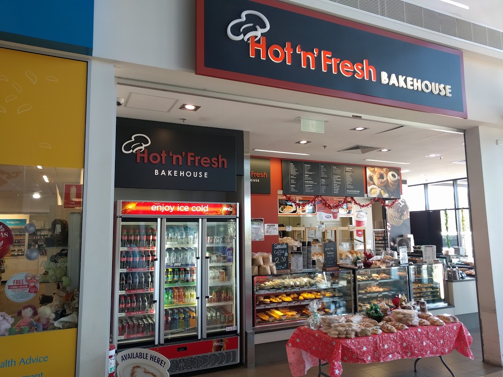 Hot N Fresh Bakehouse | bakery | Fairview Green, 325 Hancock Rd, Fairview Park SA 5126, Australia | 0882516555 OR +61 8 8251 6555