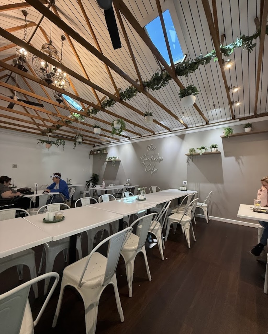 The Gardens Cafe Mount Annan | 362 Narellan Rd, Mount Annan NSW 2567, Australia | Phone: (02) 4647 4145