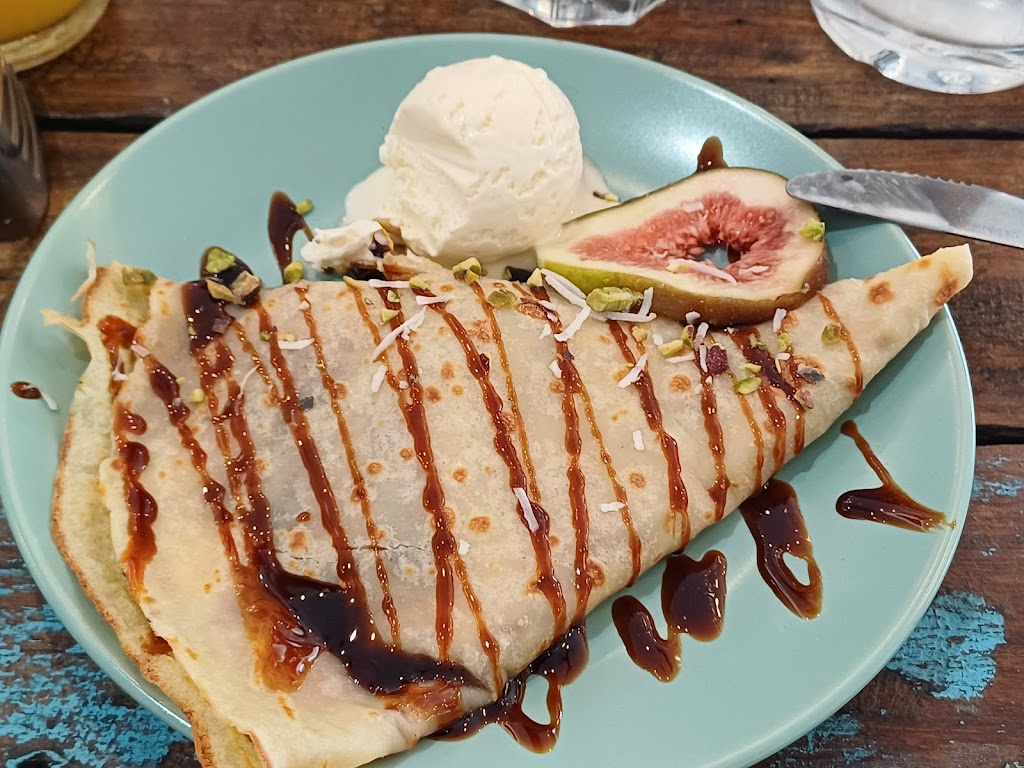 Saltie Dog Coffee & Crepes | 748 Lawrence Hargrave Dr, Coledale NSW 2515, Australia | Phone: 0477 227 534