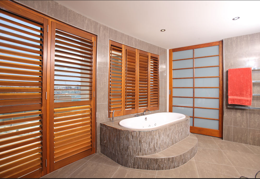 K&B Shutters | Jack St, Darling Heights QLD 4350, Australia | Phone: 0434 476 416