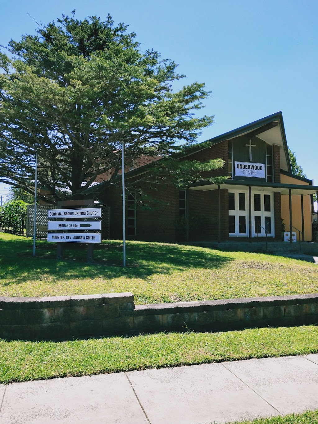 Corrimal Uniting Church | church | 4 Russell St, Corrimal NSW 2518, Australia