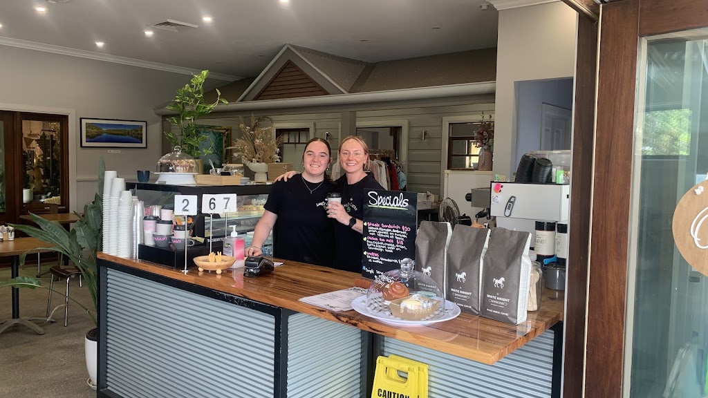 Leafy Latte | 3070 Remembrance Driveway, Bargo NSW 2574, Australia | Phone: (02) 4684 2000