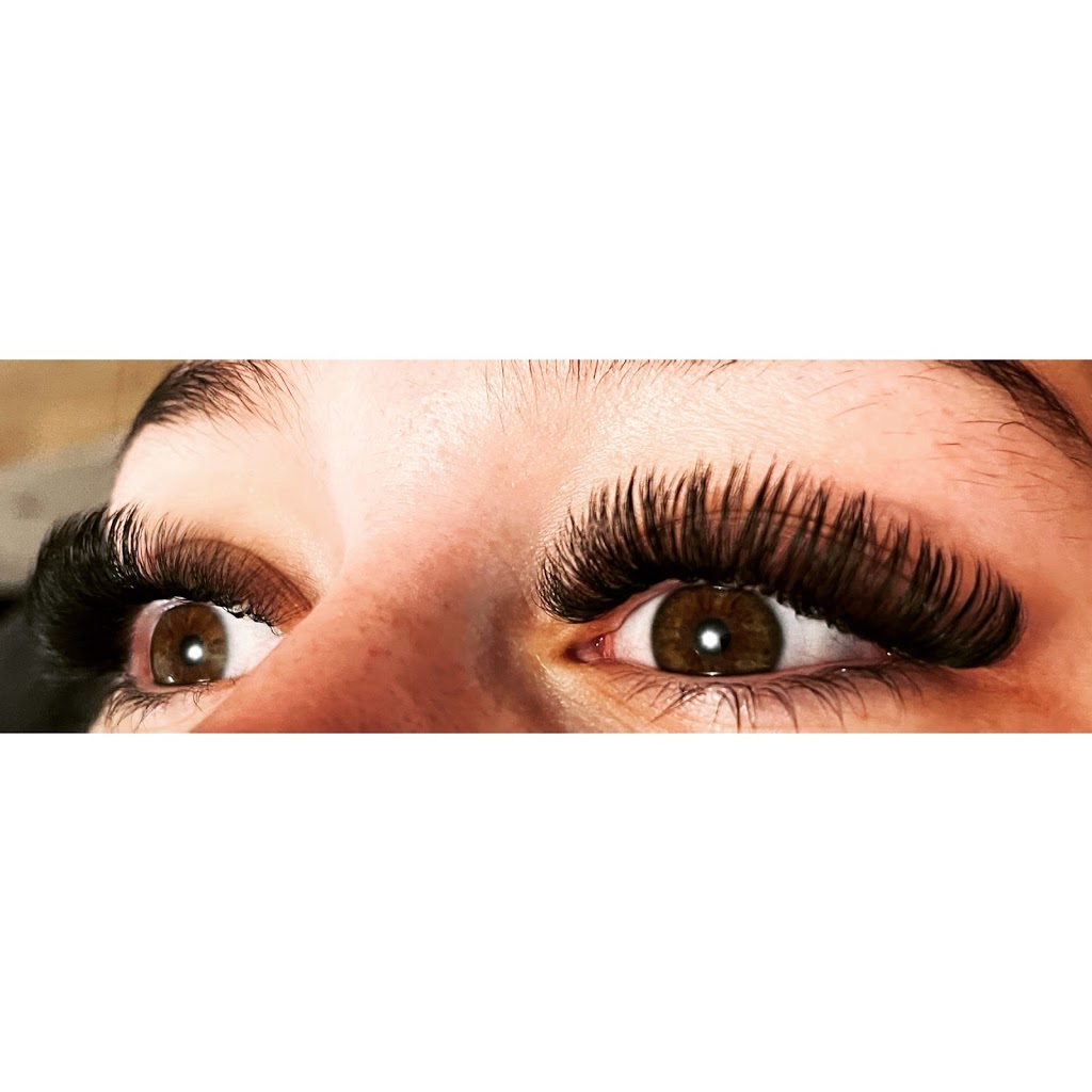 Uniquely lashed | beauty salon | 6 Barker Cct, Kelso NSW 2795, Australia | 0488066334 OR +61 488 066 334