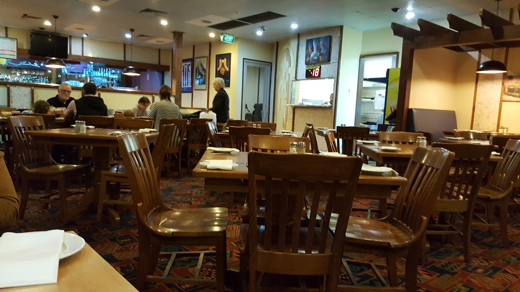 DiCaprio Family Restaurant | 88 Derrimut Rd, Hoppers Crossing VIC 3029, Australia | Phone: (03) 9748 2888