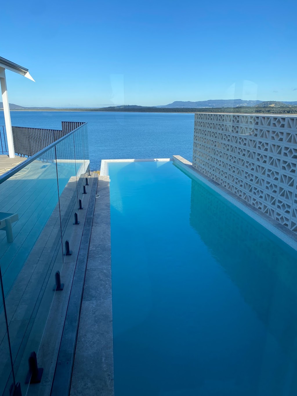 Watershed Pools | 43a Squires Cres, Coledale NSW 2515, Australia | Phone: 0409 247 443