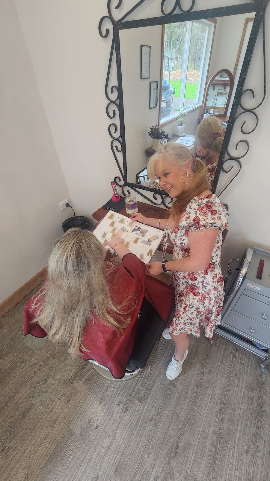 Jacques Glamorous Hair | 10 Maurice Rd, Gruyere VIC 3770, Australia | Phone: 0414 506 194