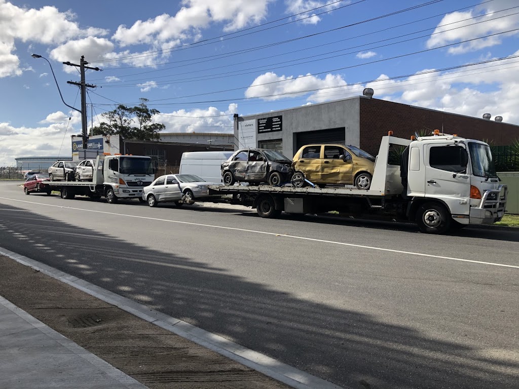 A1 TOWING VICTORIA | 38 Curlew Cl, Melton VIC 3337, Australia | Phone: 0403 265 846