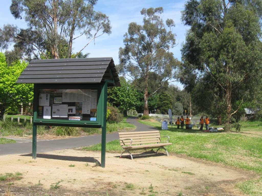 Friends of Blind Creek Billabong | park | Park Blvd, Ferntree Gully VIC 3156, Australia | 0410500607 OR +61 410 500 607