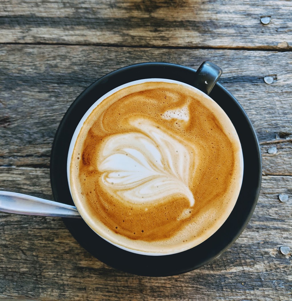 Fallen Leaf Espresso and Tea Bar | 1/33 Broadway, Burringbar NSW 2483, Australia | Phone: (02) 6677 1108
