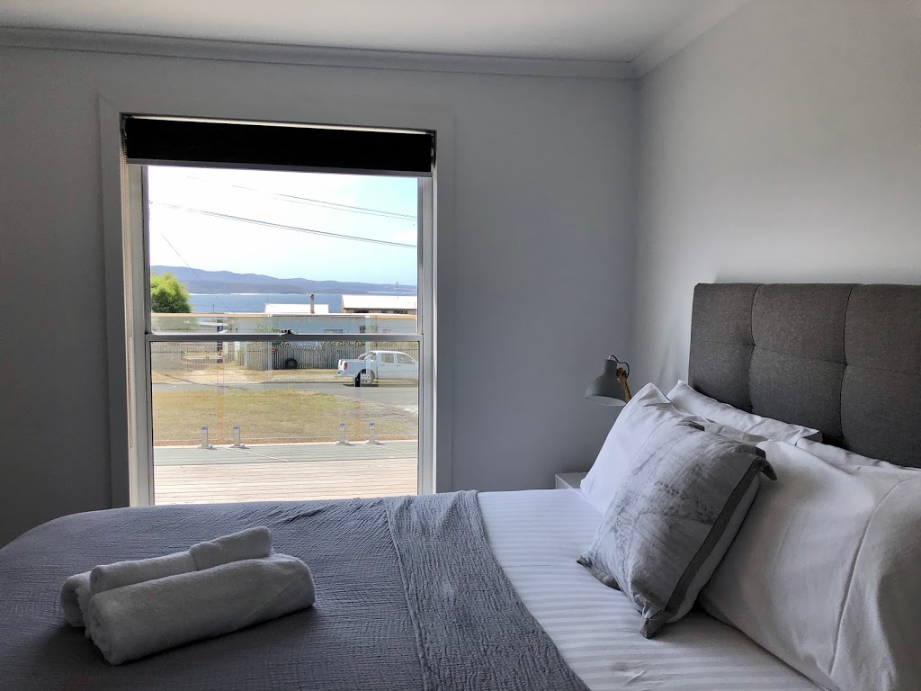 BINALONG BRAE | 4 Pacific Dr, Binalong Bay TAS 7216, Australia | Phone: 0407 808 738