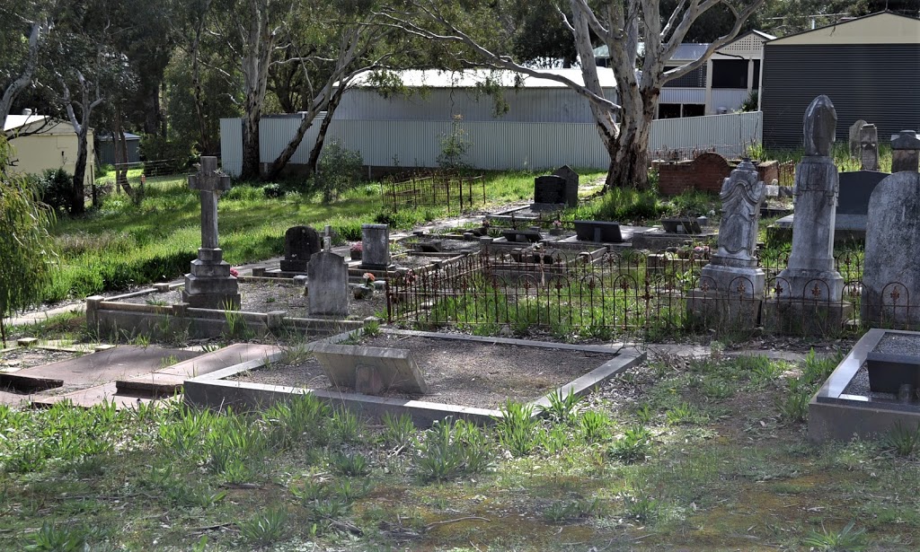 Macclesfield Anglican Cemetery | cemetery | 16 Devereux St, Macclesfield SA 5153, Australia