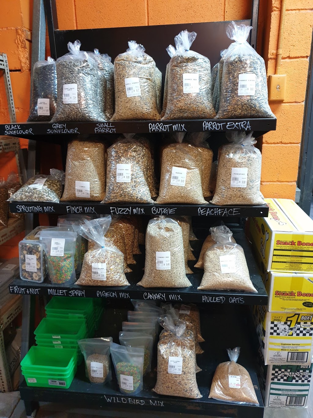 Waterford Feed & Pet Barn | pet store | 44 Loganlea Rd, Waterford West QLD 4133, Australia | 0732009396 OR +61 7 3200 9396