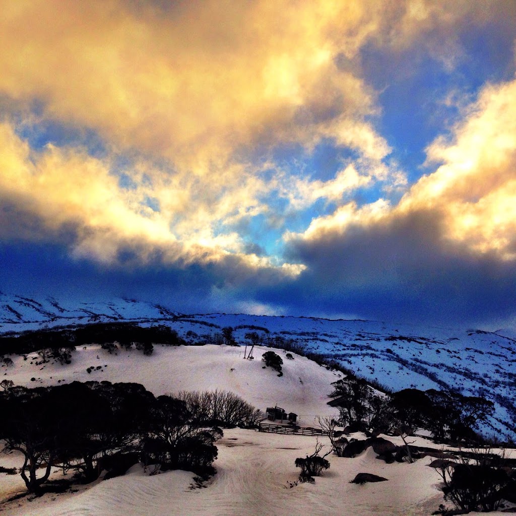 Snowy Mountain Spa | spa | Mountain Spa c/o The Man from Snowy River Hotel, Kosciuszko Rd, Perisher Valley NSW 2624, Australia | 0264575234 OR +61 2 6457 5234