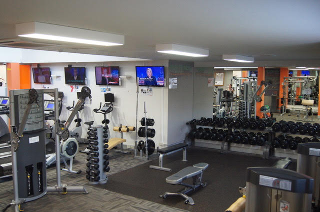 Stepz Fitness St Lucia | 28 Hawken Dr, St Lucia QLD 4067, Australia | Phone: (07) 3870 1010