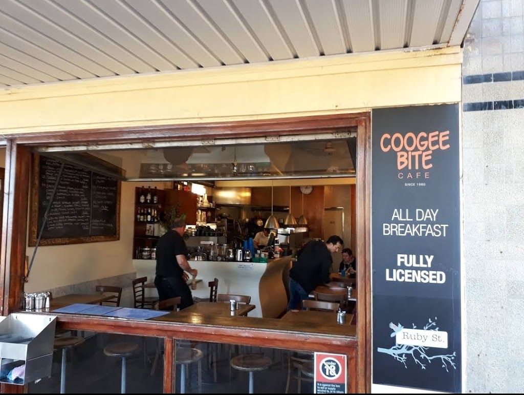 Coogee Bite Café | 126a Beach St, Coogee NSW 2034, Australia