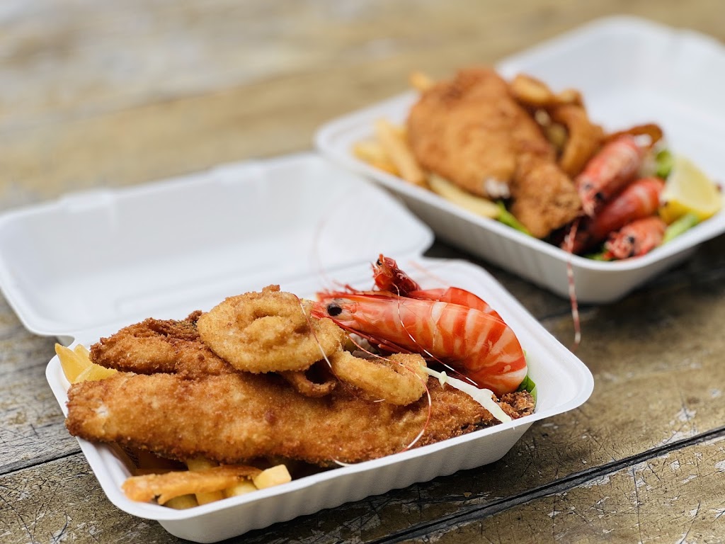 Perrys Seafood | 7 Stradbroke Pl, Dunwich QLD 4183, Australia | Phone: 0484 595 790