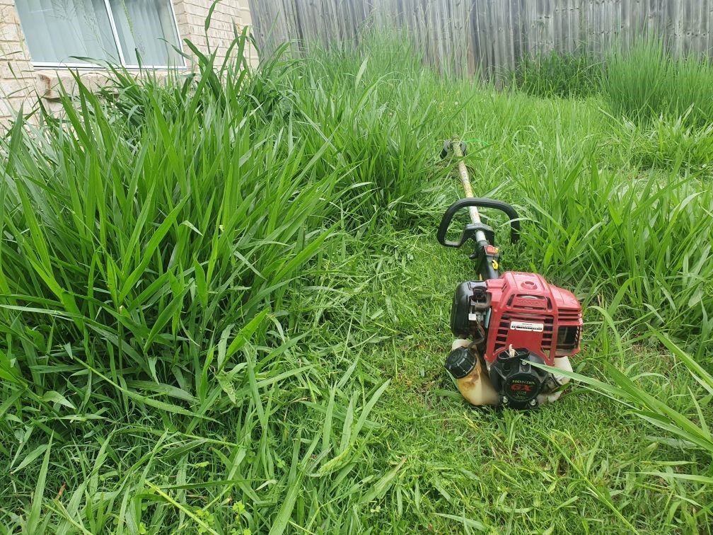 K mowing & maintenance | 155 Bellini Rd, Burpengary QLD 4505, Australia | Phone: 0412 377 392