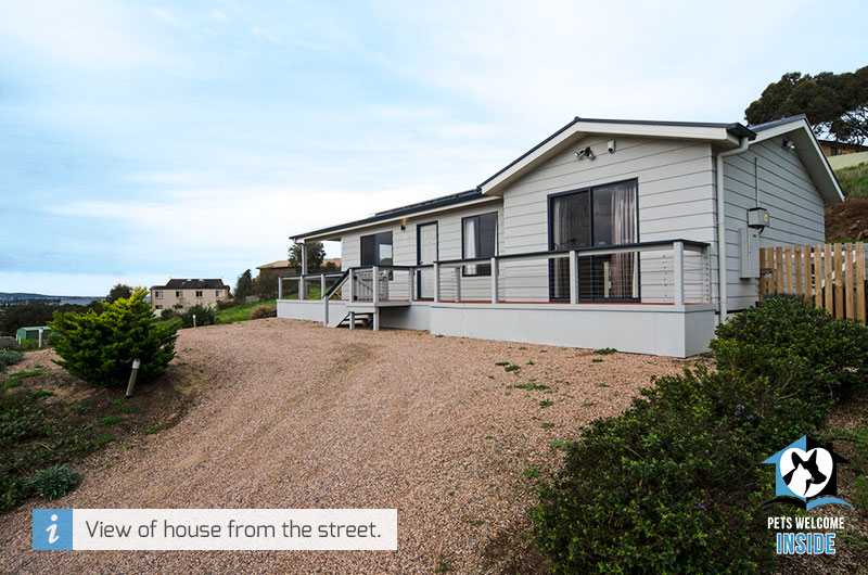 Pet Let 6 - Krill Court, Encounter Bay | 16 Krill Ct, Encounter Bay SA 5211, Australia | Phone: 0408 818 413