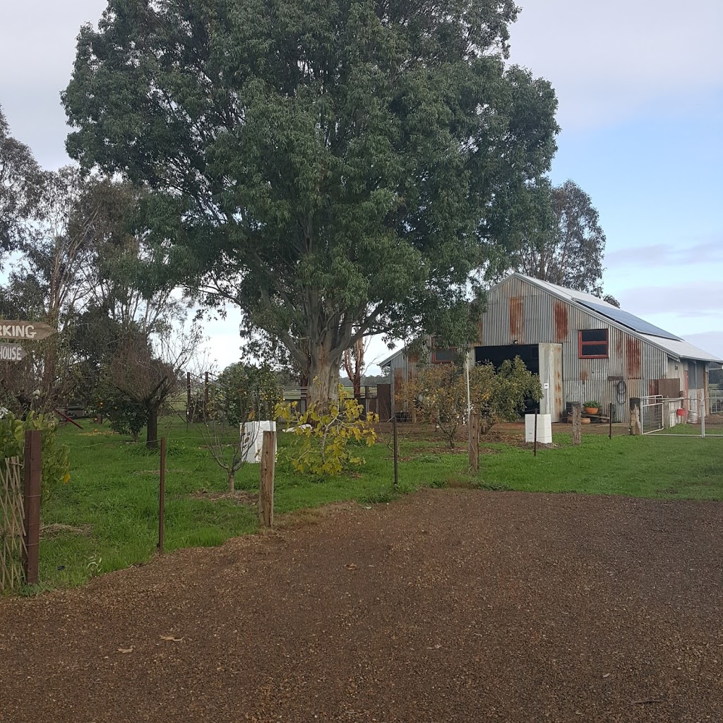 Hurdle Creek Still - Small Batch Gin Distillery | 216 Whorouly-Bobinawarrah Rd, Milawa VIC 3678, Australia | Phone: 0427 331 145