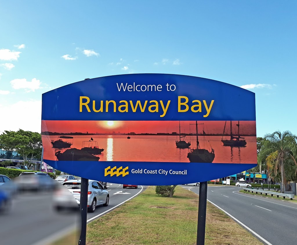 Runaway Oasis Shopping Centre | 465 Oxley Dr, Runaway Bay QLD 4216, Australia | Phone: (07) 5500 5065