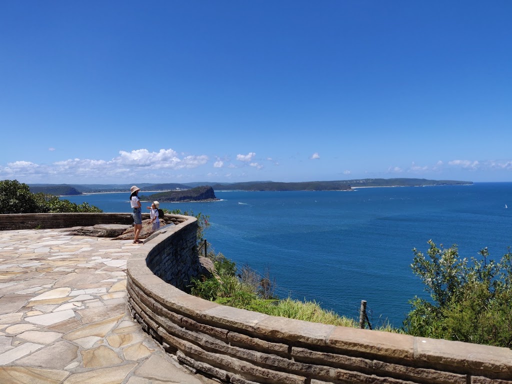 West Head Lookout |  | W Head Rd, Ku-Ring-Gai Chase NSW 2084, Australia | 0294513479 OR +61 2 9451 3479
