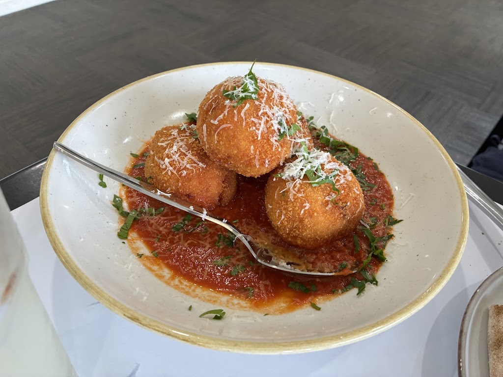 The Italian Bistro Bankstown Golf Club | 70 Ashford Ave, Milperra NSW 2214, Australia | Phone: (02) 9773 0628