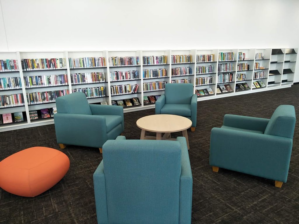 Lakelands Library and Community Centre | library | 49 Banksiadale Gate, Lakelands WA 6180, Australia | 0895503835 OR +61 8 9550 3835