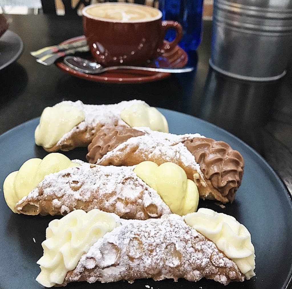 Pasticceria Caruso | cafe | 8/561-583 Polding St, Wetherill Park NSW 2164, Australia | 0296041703 OR +61 2 9604 1703