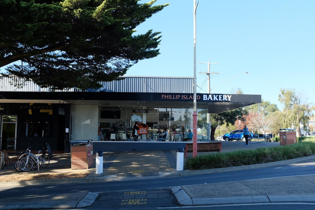 Phillip Island Bakery | 57-59 Thompson Ave, Cowes VIC 3922, Australia | Phone: (03) 5952 2027