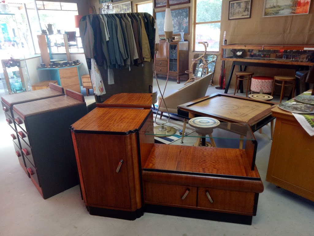 Sentimental As Anything | store | 1 Spring St, Maldon VIC 3463, Australia | 0401533387 OR +61 401 533 387