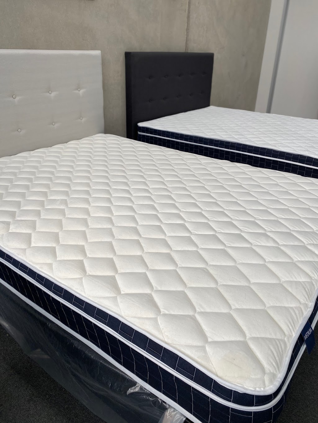 Golden Sleep - Beds & Mattress Factory Direct To Public Melbourn | 5/4 Infinity Dr, Truganina VIC 3029, Australia | Phone: 0470 490 168