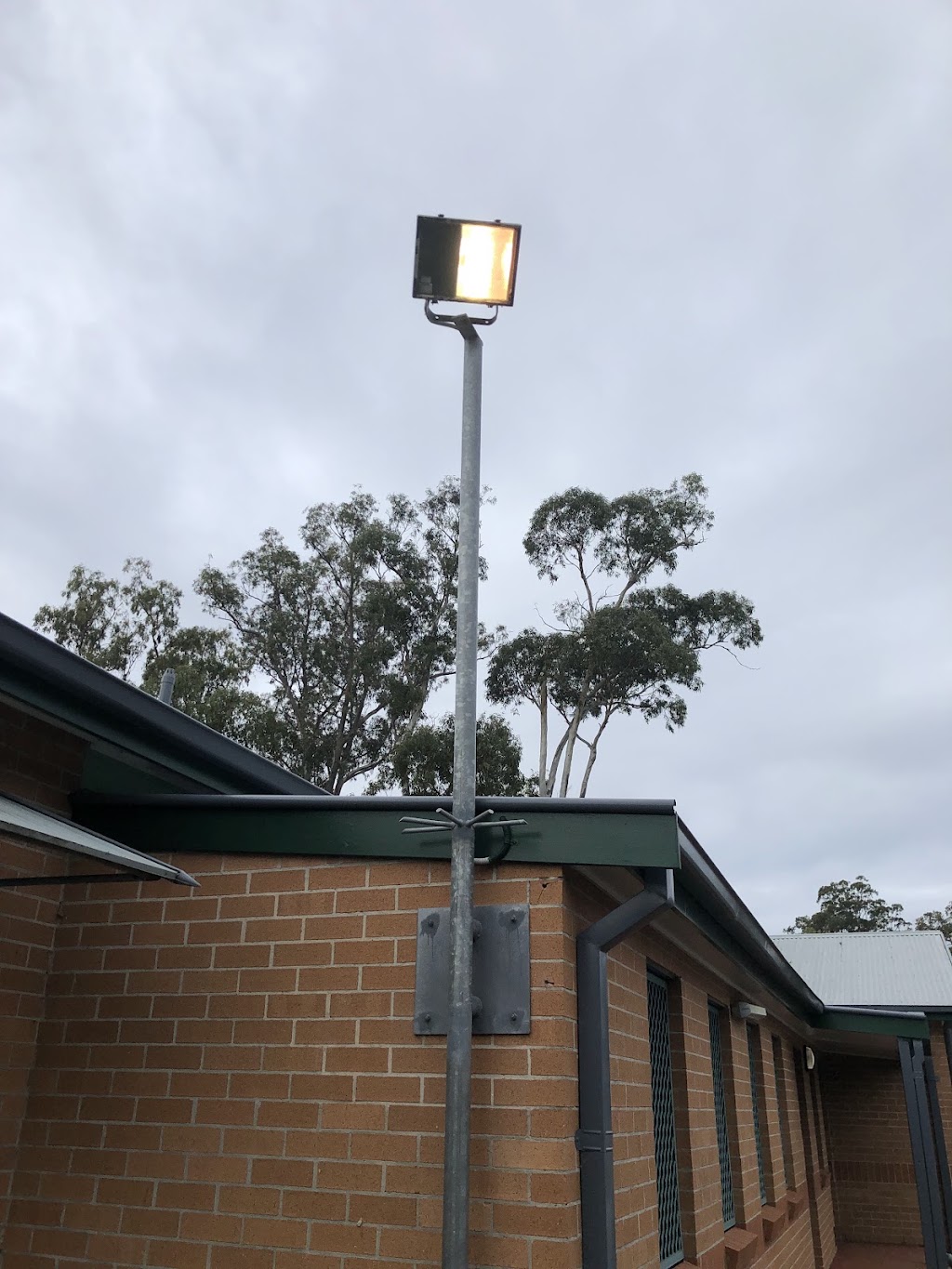 Chilko electrical | 41 Anson St, Sanctuary Point NSW 2540, Australia | Phone: 0419 405 797