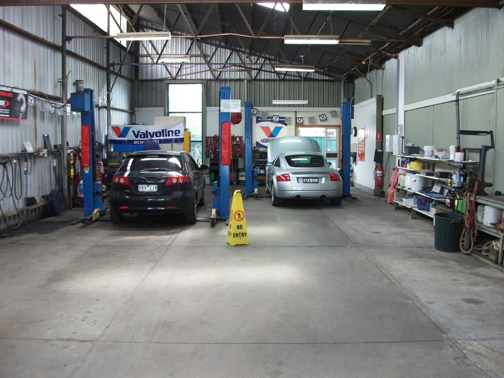 Simmons Automotive PTY Ltd. | car repair | 605 La Trobe St, Redan VIC 3350, Australia | 0408924507 OR +61 408 924 507