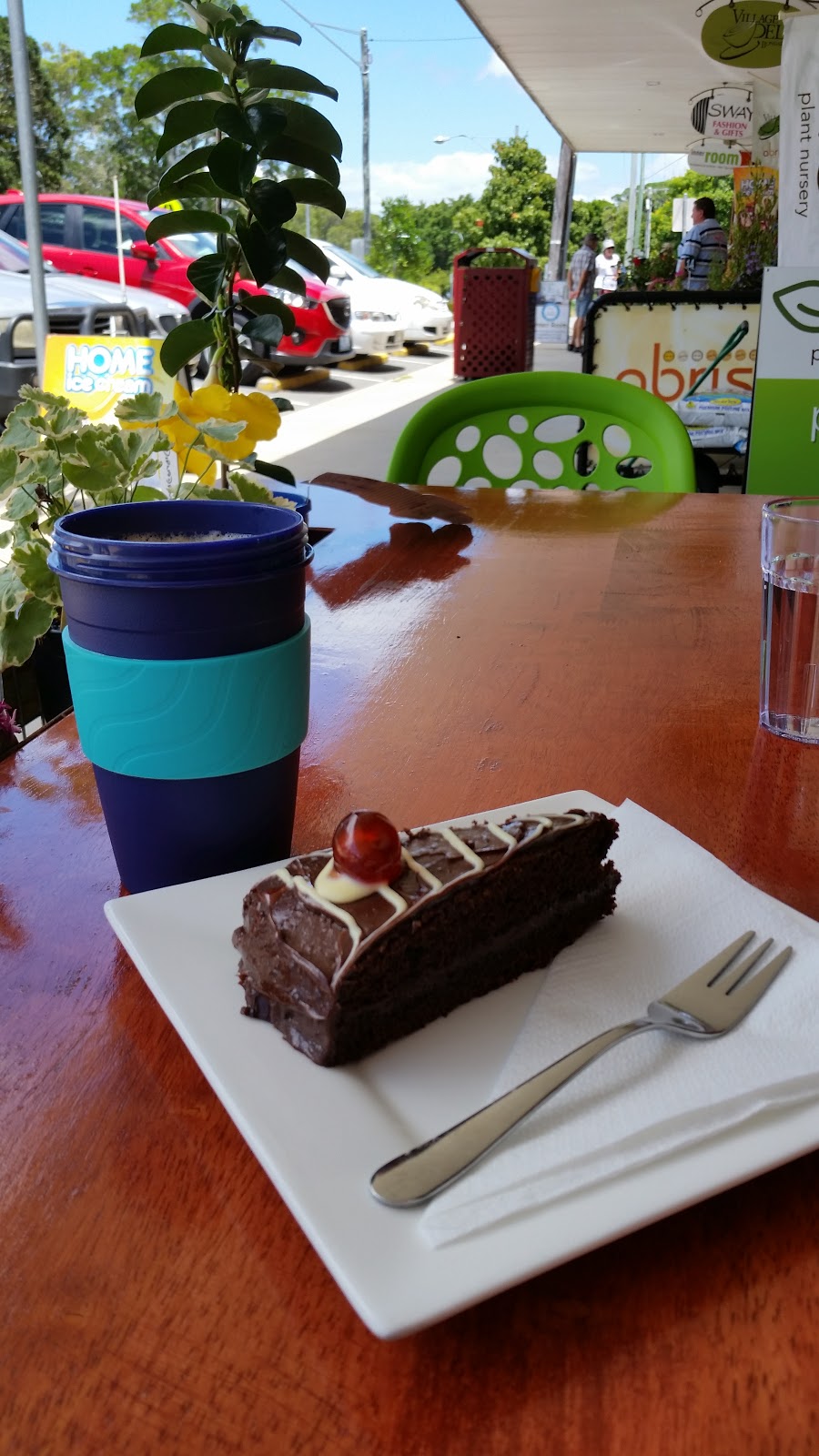 Village Deli Bongaree | cafe | 17 First Ave, Bongaree QLD 4507, Australia | 0734084188 OR +61 7 3408 4188