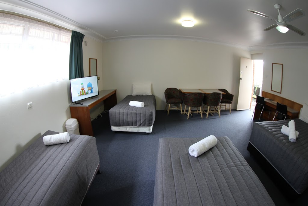 Reign Inn Newcastle | 309 Maitland Rd, Mayfield West NSW 2304, Australia | Phone: (02) 4968 4405