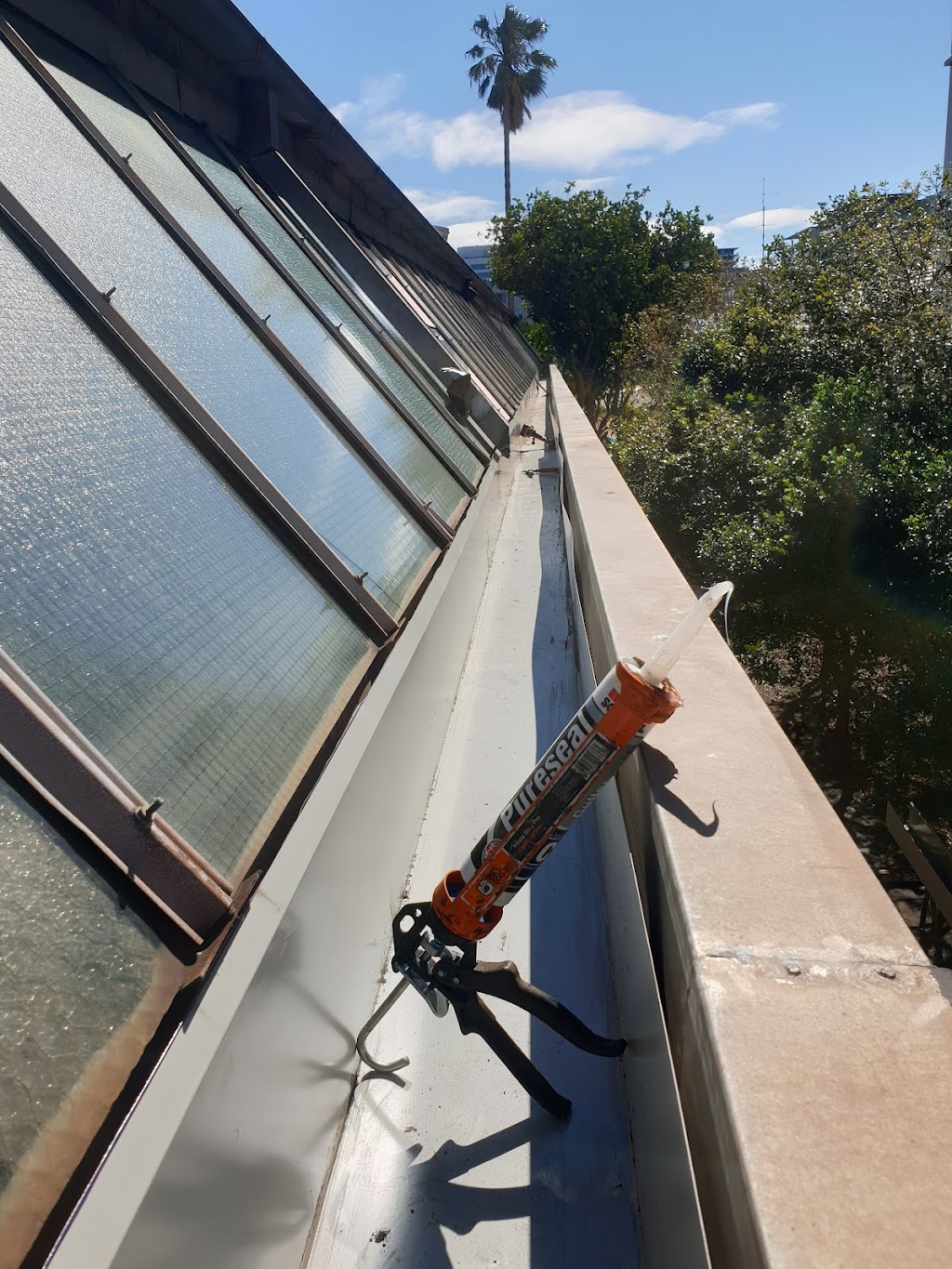 Illawarra Roof Maintenance | 6 Thomas St, Corrimal NSW 2518, Australia | Phone: 0435 800 410