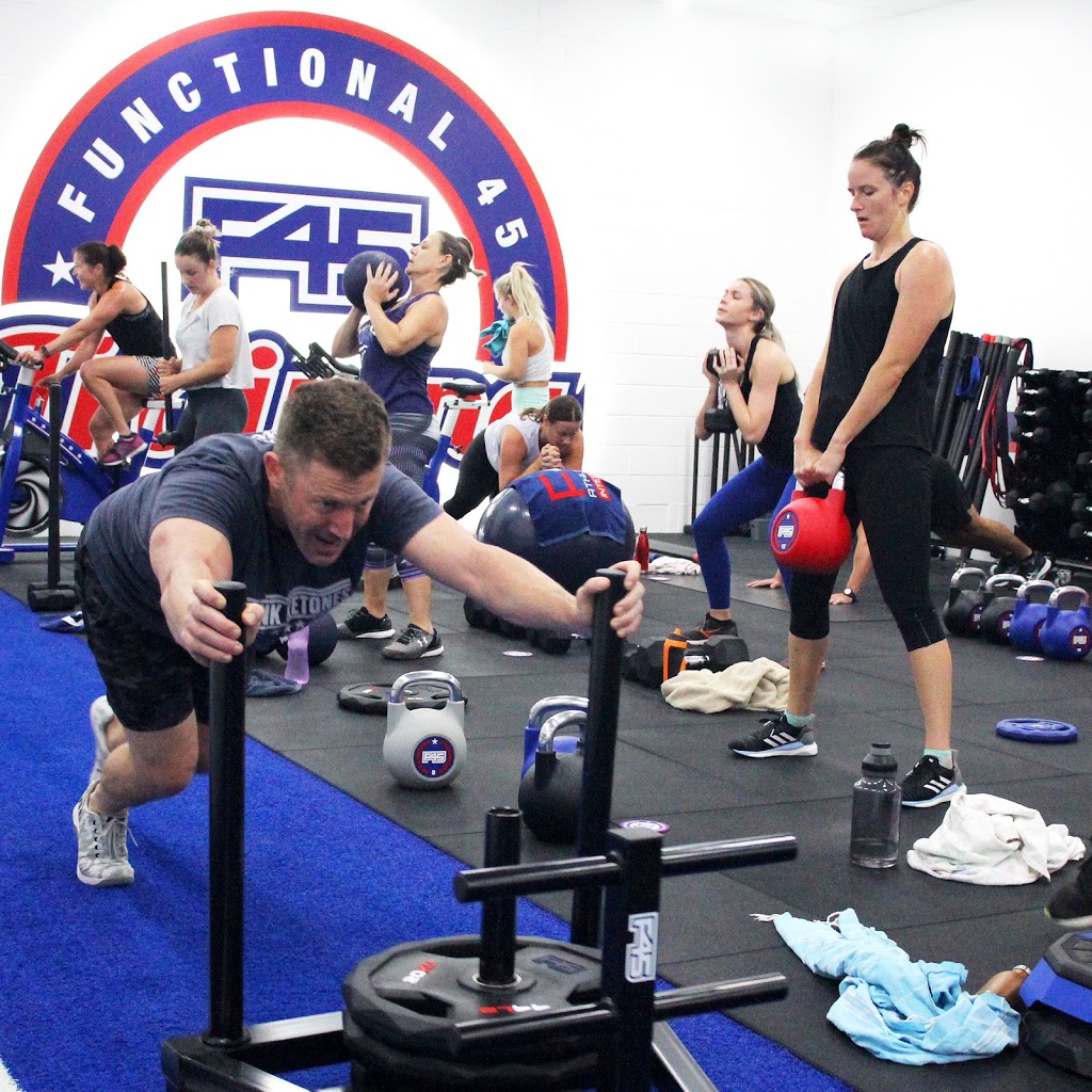 F45 Training Palm Beach | gym | Shop 22 - Pavilions Palm Beach, 6 Fifth Ave, Palm Beach QLD 4221, Australia | 0410600969 OR +61 410 600 969