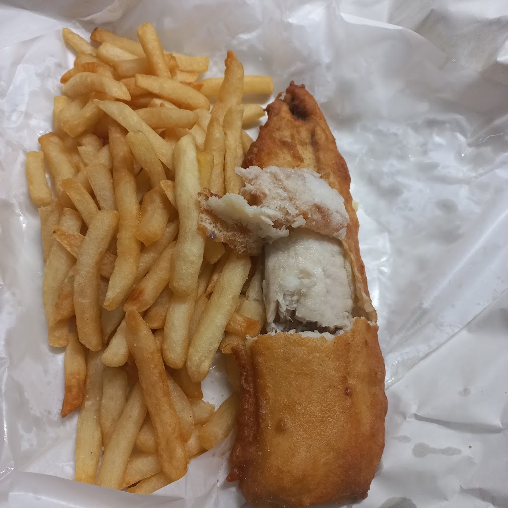 Wongs Fish N Chips | 40 Fox St, Walgett NSW 2832, Australia | Phone: (02) 6828 1603