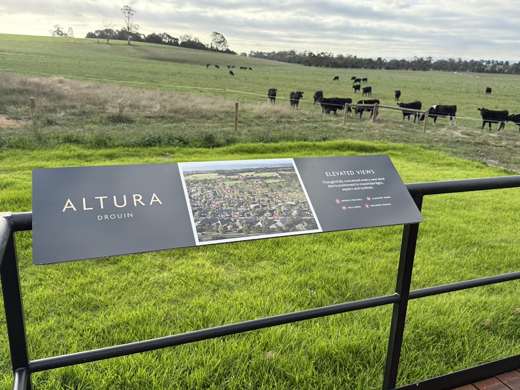 Altura Living | 280 Weebar Rd, Drouin VIC 3818, Australia | Phone: 0430 140 277