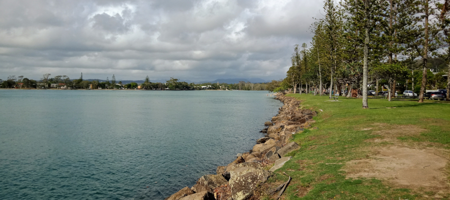 Gold Coast Fishing Spots - Kevin Gates Park | park | 20 Awoonga Ave, Burleigh Heads QLD 4220, Australia
