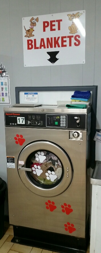 Drouin Laundromat | laundry | 50 Commercial Pl, Drouin VIC 3818, Australia | 0356252176 OR +61 3 5625 2176