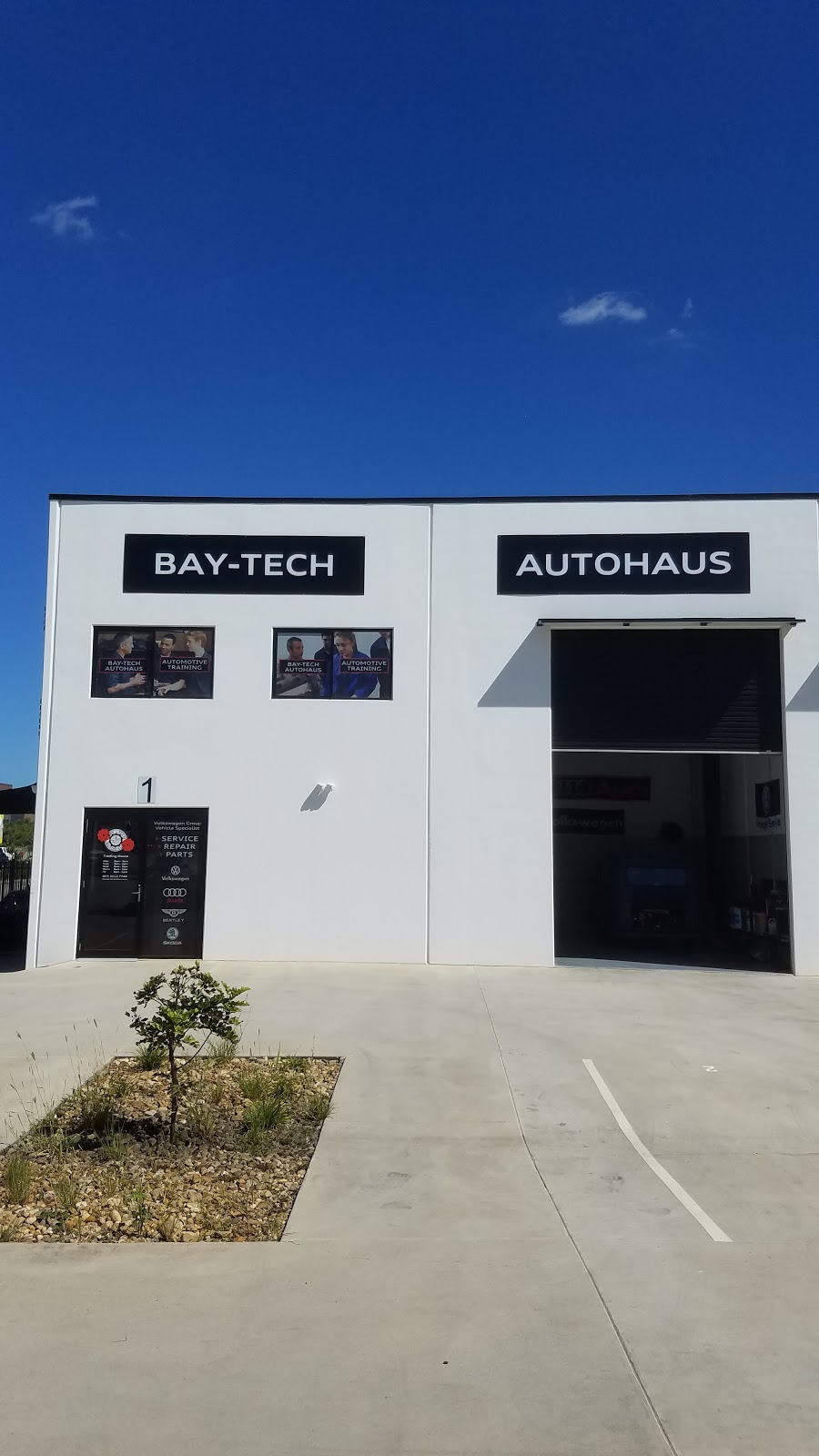 Bay-Tech Autohaus Pty Ltd | car repair | 1/216 New Cleveland Rd, Tingalpa QLD 4173, Australia | 0731127744 OR +61 7 3112 7744