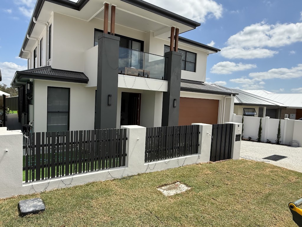 Next Level Fencing And Landscaping | 24 Mount Mee St, Park Ridge QLD 4125, Australia | Phone: 0423 946 734