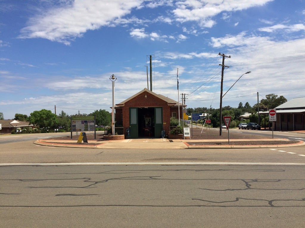 Coolamon Fire Museum | 46 Loughnan St, Coolamon NSW 2701, Australia