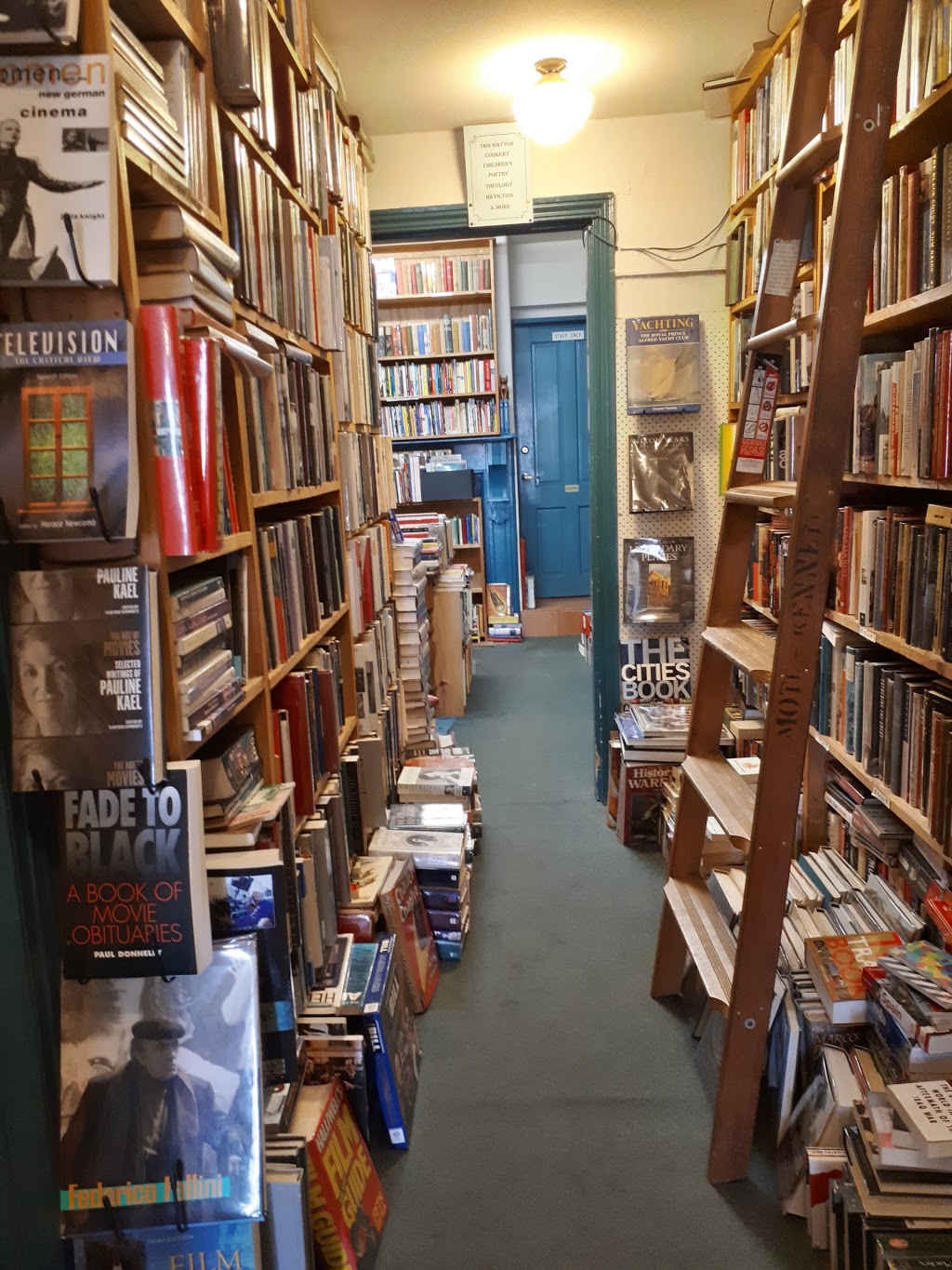 Alices Bookshop | 629 Rathdowne St, Carlton North VIC 3054, Australia | Phone: (03) 9347 4656