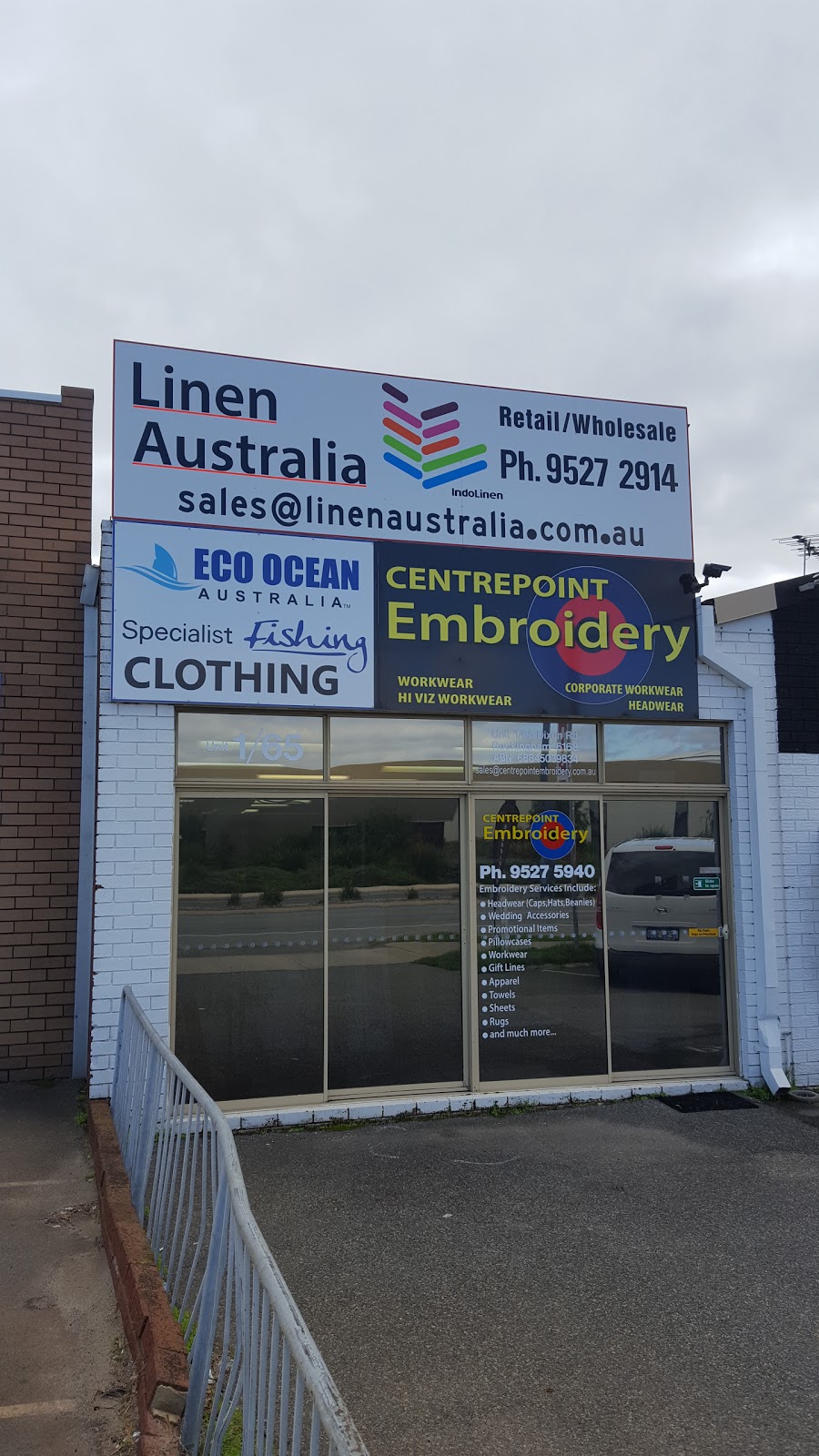 Centrepoint Embroidery | clothing store | u1/65 Dixon Rd, Rockingham WA 6168, Australia | 0895275940 OR +61 8 9527 5940