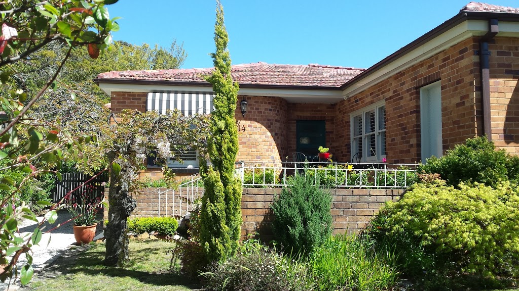 Winston Cottage | lodging | 14 Forster Rd, Katoomba NSW 2780, Australia | 0410150063 OR +61 410 150 063