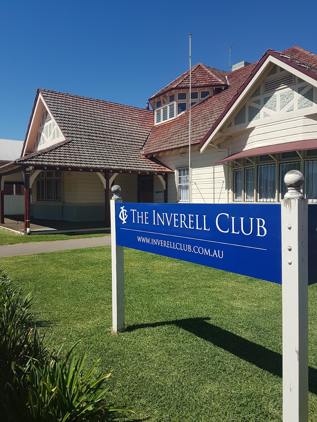 The Inverell Club | Evans St & Campbell Street, Inverell NSW 2360, Australia | Phone: (02) 6722 3043