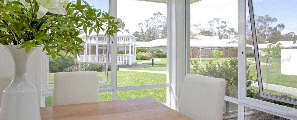 Roches Beach Living | 86 Mannata St, Lauderdale TAS 7021, Australia | Phone: (03) 6239 3516