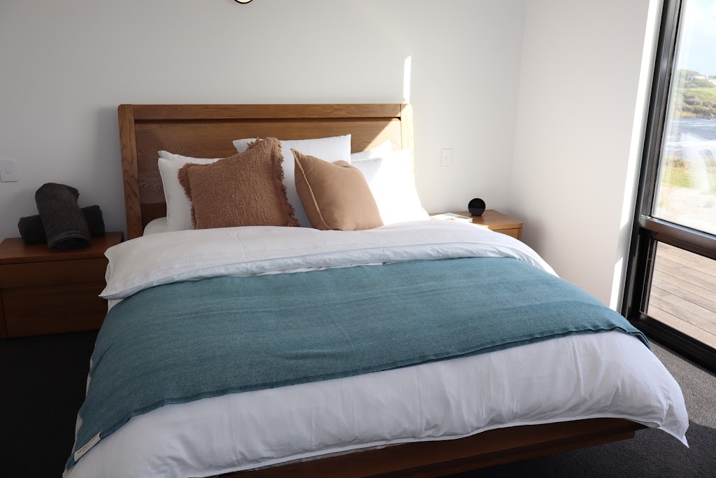 Latitude House | 655 South Rd, Nugara TAS 7256, Australia | Phone: 0417 471 620